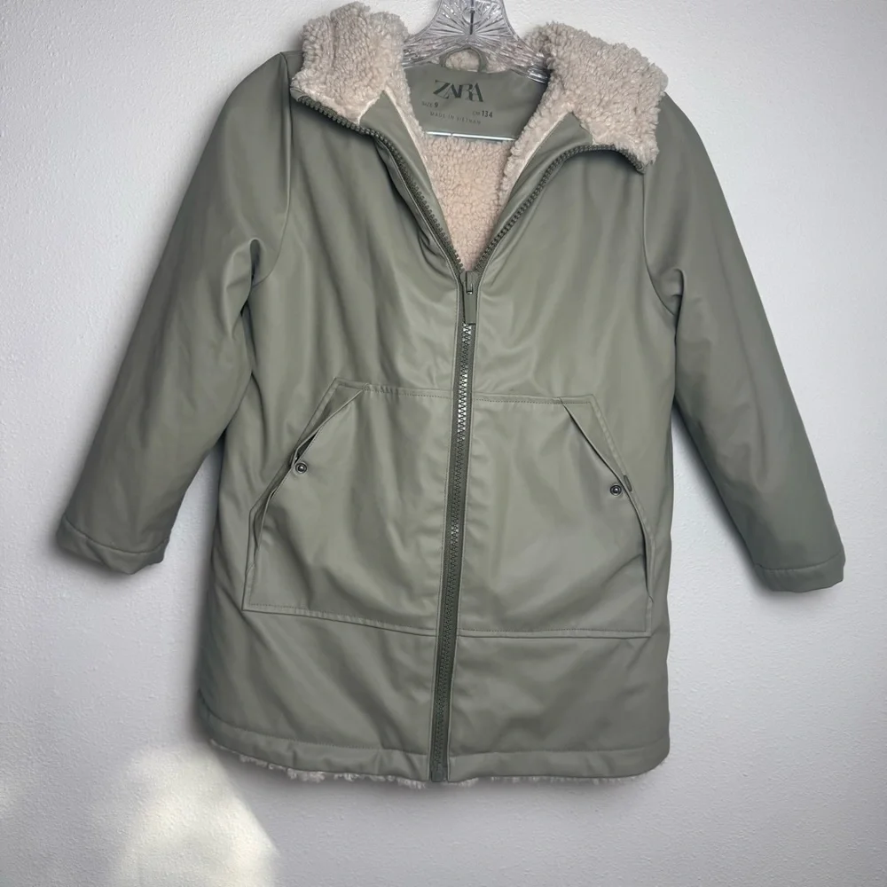 Zara‎ Girls green warm Winter Cream Sherpa lined hood Jacket